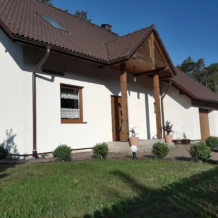 Dom Wakacyjny Czarny Mlyn 別荘 Czarny Młyn